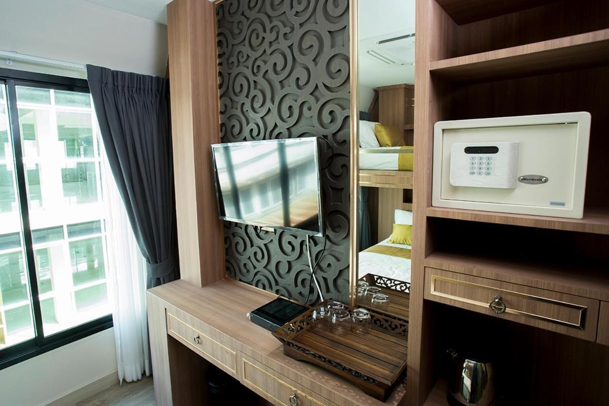 Bed and Breakfast Ghee Gelato House Bangkok Exterior foto
