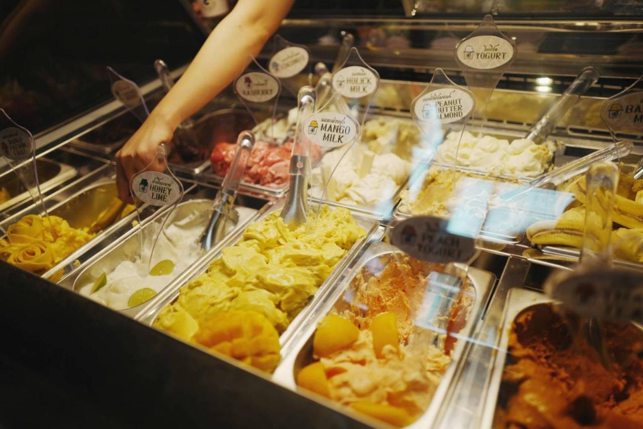 Bed and Breakfast Ghee Gelato House Bangkok Exterior foto