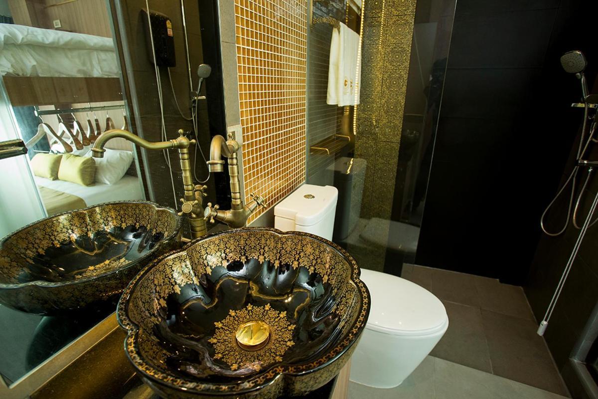 Bed and Breakfast Ghee Gelato House Bangkok Exterior foto